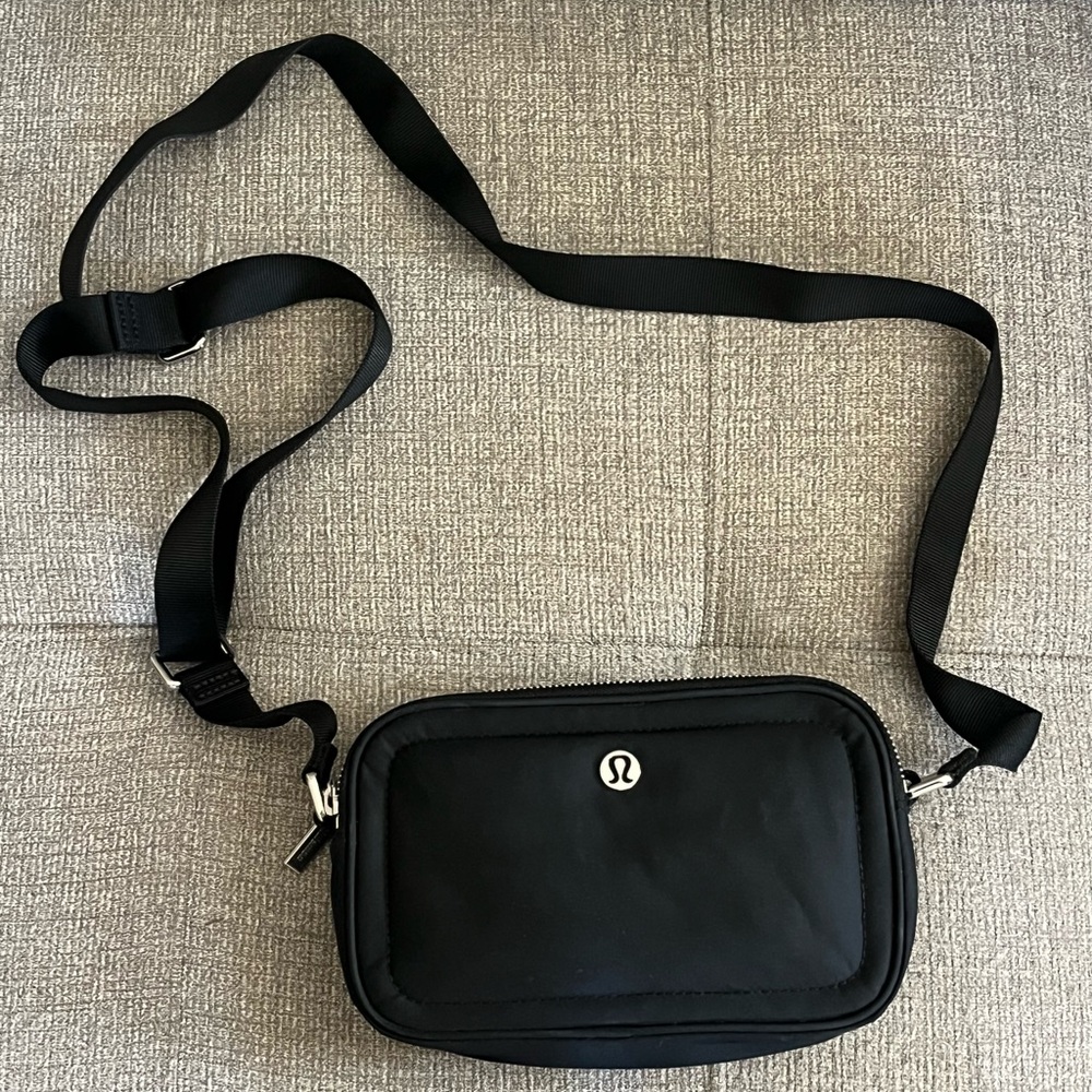 Lululemon cross body bag
